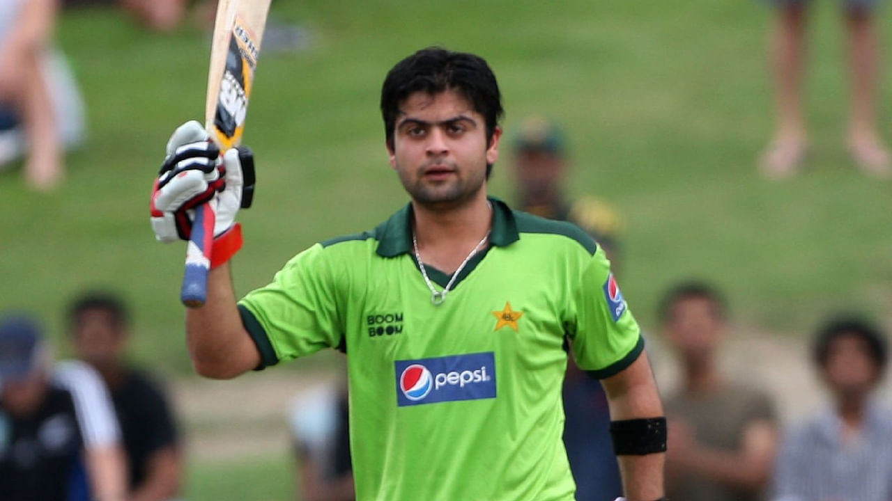 ಪಾಕಿಸ್ತಾನದ ಅಹ್ಮದ್ ಶೆಹಝಾದ್ 22ನೇ ವಯಸ್ಸಿನಲ್ಲಿ ಏಕದಿನ, ಟಿ20 ಹಾಗೂ ಟೆಸ್ಟ್‌ನಲ್ಲಿ ಶತಕ ಸಿಡಿಸಿದ್ದರು. ಈ ಮೂಲಕ ಅಂತಾರಾಷ್ಟ್ರೀಯ ಕ್ರಿಕೆಟ್‌ನ ಮೂರು ಸ್ವರೂಪಗಳಲ್ಲಿ ಸೆಂಚುರಿ ಸಿಡಿಸಿದ ಅತ್ಯಂತ ಕಿರಿಯ ಬ್ಯಾಟರ್ ಎನಿಸಿಕೊಂಡಿದ್ದರು.