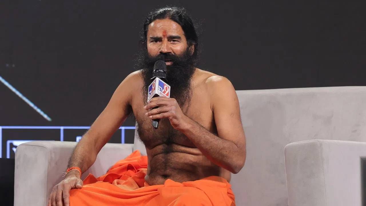 ಗ್ಯಾಸ್ಟ್ರಿಕ್, ಮಲಬದ್ಧತೆ ಸಮಸ್ಯೆ ನಿರ್ಲಕ್ಷಿಸದಿರಿ; ಇಲ್ಲಿವೆ ಬಾಬಾ ರಾಮದೇವ್ ಸೂಚಿಸುವ ಯೋಗ ಪರಿಹಾರಗಳು