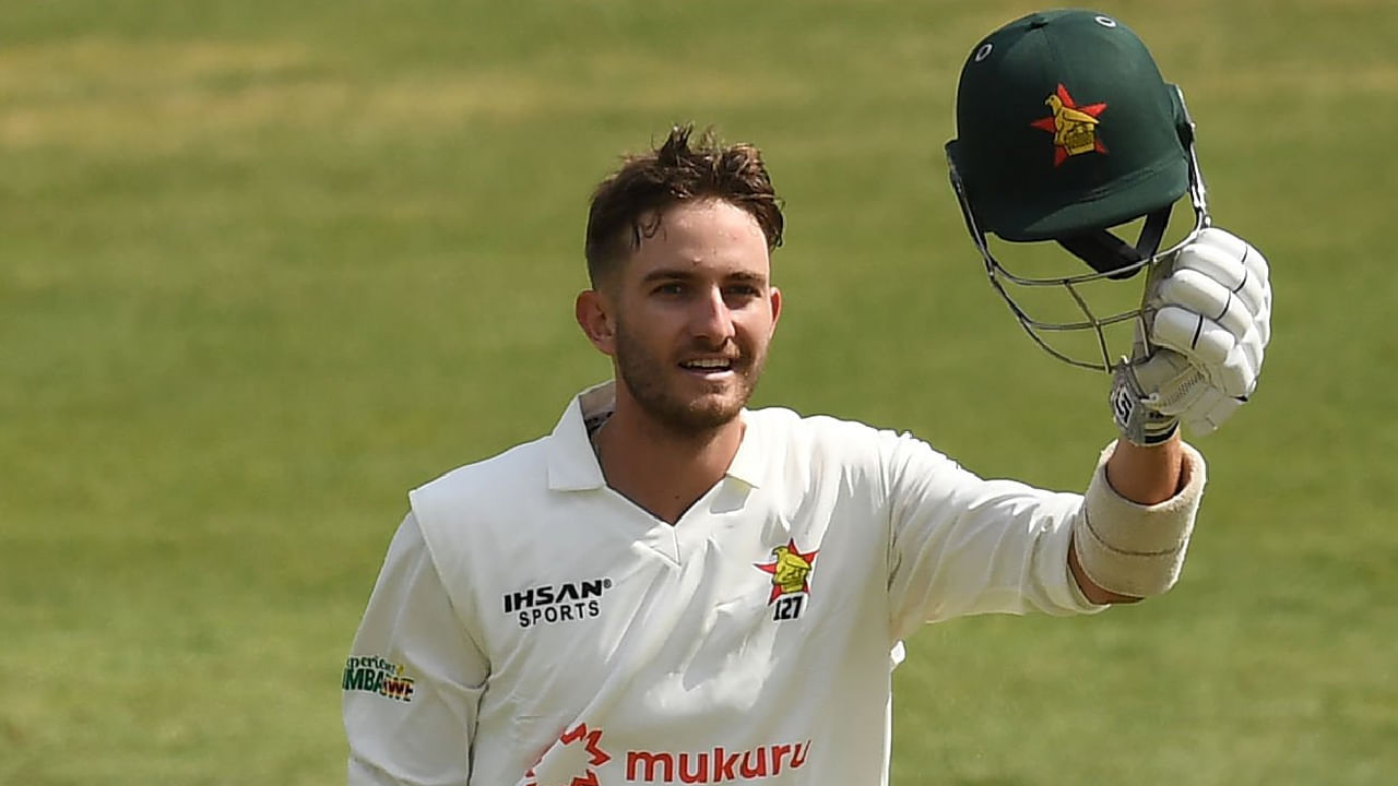 ಇದೀಗ ಈ ಭರ್ಜರಿ ದಾಖಲೆಯನ್ನು ಅಳಿಸಿ ಹಾಕಿ, ಬ್ರಿಯಾನ್ ಬೆನ್ನೆಟ್ ಹೊಸ ಇತಿಹಾಸ ನಿರ್ಮಿಸಿದ್ದಾರೆ. 21ನೇ ವಯಸ್ಸಿನಲ್ಲೇ ಟಿ20, ಏಕದಿನ ಹಾಗೂ ಟೆಸ್ಟ್‌ ಶತಕ ಬಾರಿಸಿ ಅಂತಾರಾಷ್ಟ್ರೀಯ ಕ್ರಿಕೆಟ್‌ನ ಮೂರು ಸ್ವರೂಪಗಳಲ್ಲಿ ಸೆಂಚುರಿ ಸಿಡಿಸಿದ ಅತ್ಯಂತ ಕಿರಿಯ ಬ್ಯಾಟರ್ ಎಂಬ ವಿಶ್ವ ದಾಖಲೆಯನ್ನು ಬ್ರಿಯಾನ್ ಬೆನ್ನೆಟ್ ತಮ್ಮದಾಗಿಸಿಕೊಂಡಿದ್ದಾರೆ.