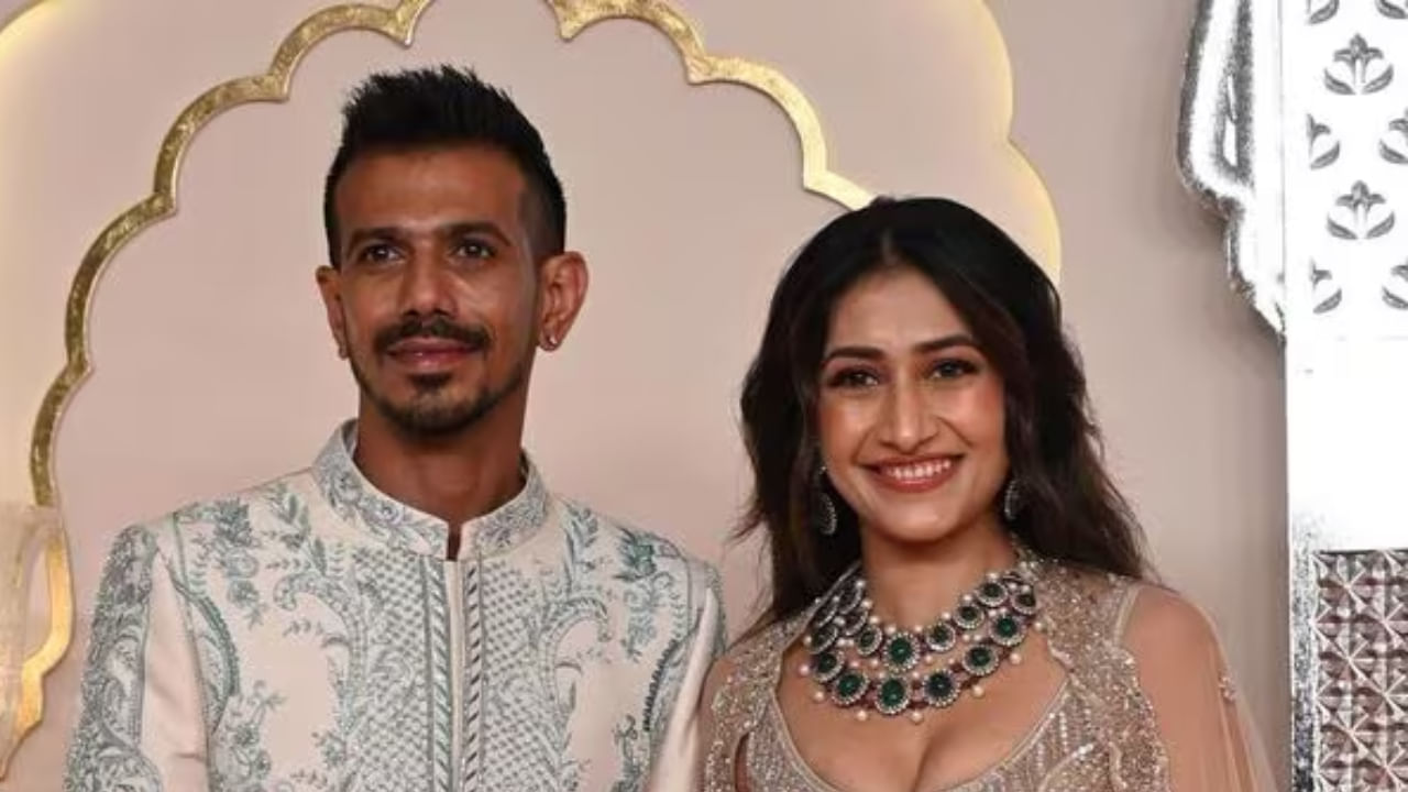 ಆದರೆ ವಿಚ್ಛೇದನ ಬಳಿಕ ಧನಶ್ರೀ ವರ್ಮಾ ಇತ್ತೀಚೆಗಷ್ಟೇ ಚಾಹಲ್ ತನಗೆ ಮದುವೆಯಾದ ಎರಡೇ ತಿಂಗಳಿಗೆ ಮೋಸ ಮಾಡಿದ್ದಾರೆ ಎಂದು ರಿಯಾಲಿಟಿ ಶೋವೊಂದರಲ್ಲಿ ಹೇಳಿದ್ದರು. ಈ ಆರೋಪಕ್ಕೆ ಯುಜ್ವೇಂದ್ರ ಚಾಹಲ್ ಈಗ ಪ್ರತಿಕ್ರಿಯಿಸಿದ್ದಾರೆ.
