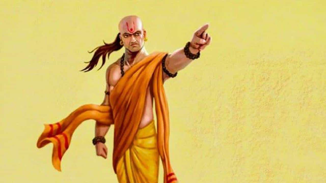 Chanakya Niti: ಯಶಸ್ವಿ ಜನರ ಈ ಐದು ನಿಯಮಗಳನ್ನು ಪಾಲಿಸಿದರೆ ನೀವೂ ಜೀವನದಲ್ಲಿ ಸಕ್ಸಸ್ ಆಗ್ತೀರಿ ಅಂತ ಅರ್ಥ Chanakya Niti: ಯಶಸ್ವಿ ಜನರ ಈ ಐದು ನಿಯಮಗಳನ್ನು ಪಾಲಿಸಿದರೆ ನೀವೂ ಜೀವನದಲ್ಲಿ ಸಕ್ಸಸ್ ಆಗ್ತೀರಿ ಅಂತ ಅರ್ಥ