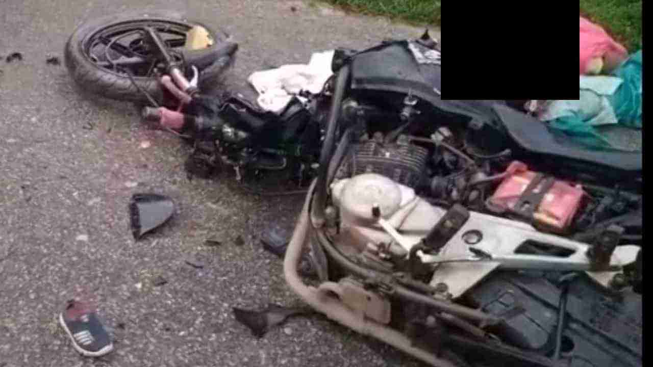 ಬೈಕ್- ಶಾಲಾ ಬಸ್ ನಡುವೆ ಭೀಕರ ಅಪಘಾತ: ಮಕ್ಕಳು ಸೇರಿ ನಾಲ್ವರು ದುರ್ಮರಣ