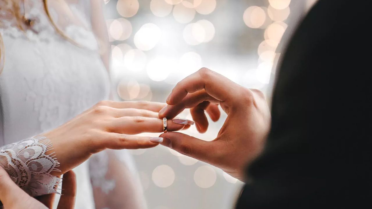 ಅಂಗಾಂಗ ದಾನ ಒಪ್ಪಂದದ ಬಳಿಕ ಮದ್ವೆ: ಈ ಜೋಡಿಯ ಪ್ರೀತಿಯಲ್ಲಿ ಕರಗಿ ಹೋಯ್ತು ಕ್ಯಾನ್ಸರ್​