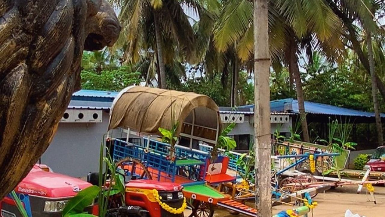 ಇಂದು (ಅಕ್ಟೋಬರ್ 01) ಆಯುಧ ಪೂಜೆ. ದರ್ಶನ್ ಇದೀಗ ರೇಣುಕಾ ಸ್ವಾಮಿ ಕೊಲೆ ಪ್ರಕರಣದ ಆರೋಪಿಯಾಗಿ ಪರಪ್ಪನ ಅಗ್ರಹಾರ ಜೈಲಿನಲ್ಲಿದ್ದಾರೆ.