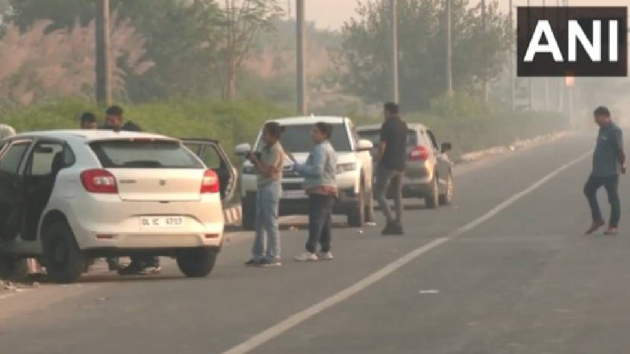 ದೆಹಲಿಯಲ್ಲಿ ಪೊಲೀಸ್ ಎನ್ಕೌಂಟರ್, ಸಿಗ್ಮಾ ಗ್ಯಾಂಗ್ನ ನಾಲ್ವರು ಮೋಸ್ಟ್ ವಾಂಟೆಡ್ ಗ್ಯಾಂಗ್ಸ್ಟರ್ಗಳ ಹತ್ಯೆ ದೆಹಲಿಯಲ್ಲಿ ಪೊಲೀಸ್ ಎನ್ಕೌಂಟರ್, ಸಿಗ್ಮಾ ಗ್ಯಾಂಗ್ನ ನಾಲ್ವರು ಮೋಸ್ಟ್ ವಾಂಟೆಡ್ ಗ್ಯಾಂಗ್ಸ್ಟರ್ಗಳ ಹತ್ಯೆ