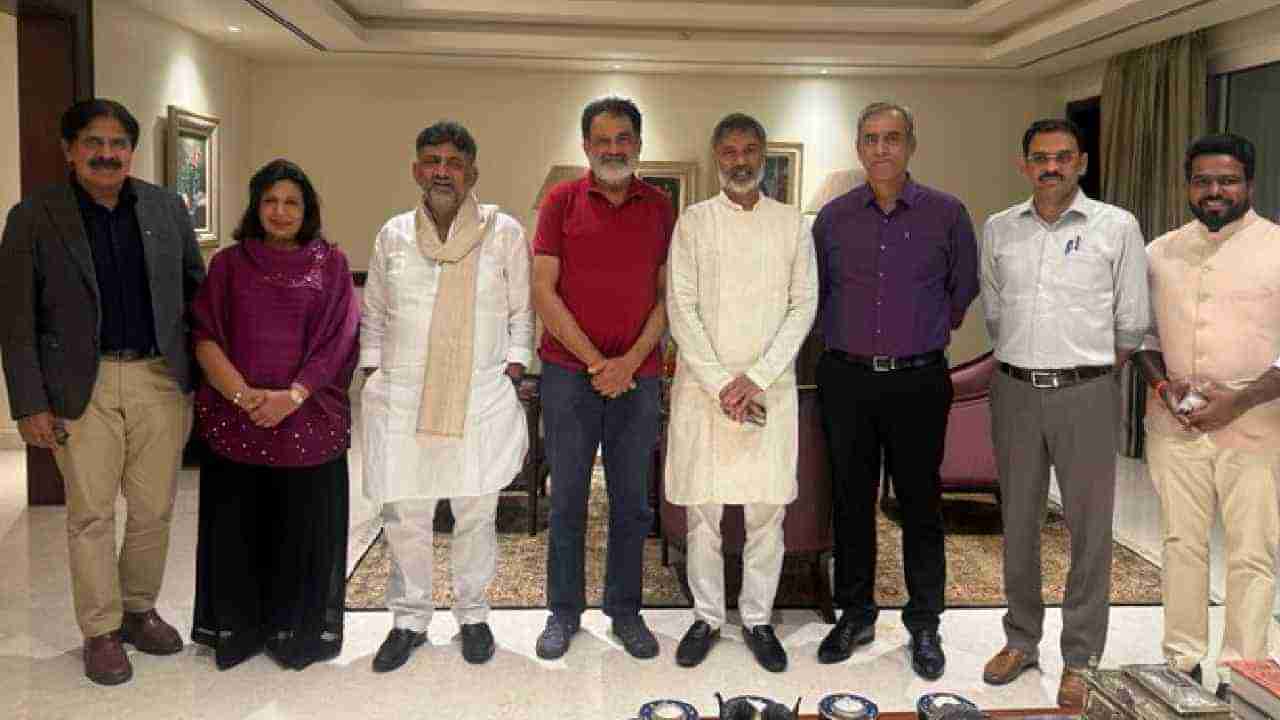 ಬೆಂಗಳೂರು ರಸ್ತೆ ಟೀಕೆ ಬೆನ್ನಲ್ಲೇ ಡಿಕೆಶಿ ಕಾರ್ಯಕ್ಕೆ ಮೆಚ್ಚುಗೆ ವ್ಯಕ್ತಪಡಿಸಿದ ಮೋಹನ್ ದಾಸ್ ಪೈ!