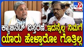 Video: ಮುಂಬೈ ಎಕ್ಸ್​​ಪ್ರೆಸ್​ ವೇನಲ್ಲಿ ಡಿವೈಡರ್​ಗೆ ಡಿಕ್ಕಿ ಹೊಡೆದ ಪೋಷೆ ಕಾರು, ಹೆಂಗಾಗಿದೆ ನೋಡಿ
