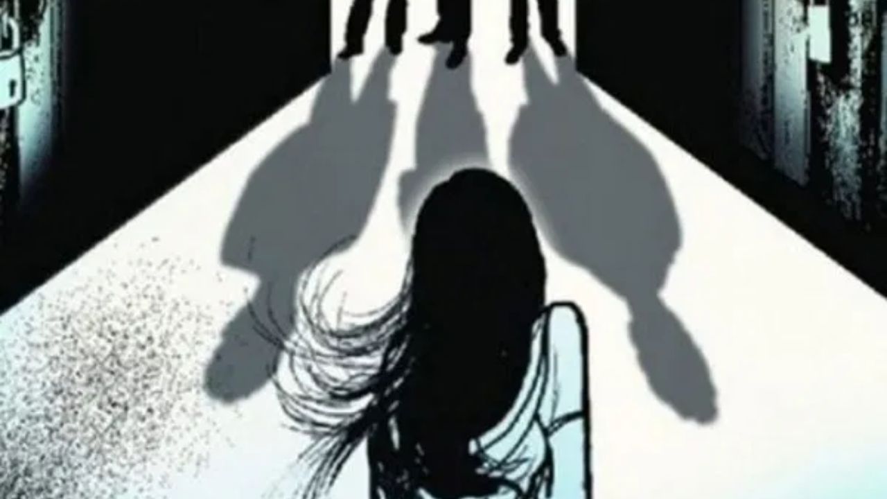 ಬೆಂಗಳೂರಿನಲ್ಲಿ ಬ್ರೆಜಿಲ್ ಮಾಡೆಲ್ಗೆ ಲೈಂಗಿಕ ಕಿರುಕುಳ: ಡೆಲಿವರಿ ಏಜೆಂಟ್ ಬಂಧನ ಬೆಂಗಳೂರಿನಲ್ಲಿ ಬ್ರೆಜಿಲ್ ಮಾಡೆಲ್ಗೆ ಲೈಂಗಿಕ ಕಿರುಕುಳ: ಡೆಲಿವರಿ ಏಜೆಂಟ್ ಬಂಧನ