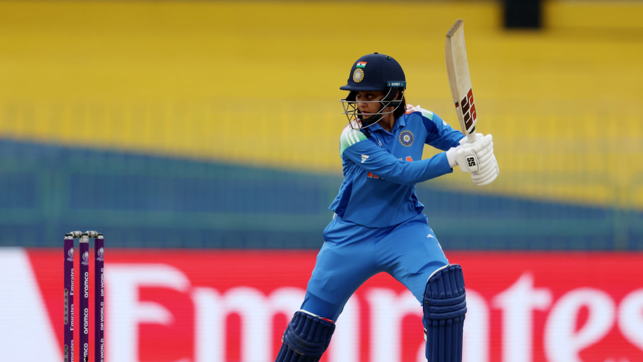 ಅಕ್ಟೋಬರ್ 5 ರಂದು ನಡೆದ ಪಂದ್ಯದಲ್ಲಿ ಭಾರತ ತಂಡ ಪಾಕಿಸ್ತಾನ ವಿರುದ್ಧ 88 ರನ್‌ಗಳಿಂದ ಜಯಗಳಿಸಿತು. ಮೊದಲು ಬ್ಯಾಟಿಂಗ್ ಮಾಡಿದ ಟೀಂ ಇಂಡಿಯಾ 247 ರನ್ ಗಳಿಸಿತು. ಗುರಿ ಬೆನ್ನಟ್ಟಿದ ಪಾಕಿಸ್ತಾನ ಕೇವಲ 159 ರನ್‌ಗಳಿಗೆ ಆಲೌಟ್ ಆಯಿತು. ಈ ಗೆಲುವಿನ ಹೊರತಾಗಿಯೂ ಭಾರತದ ಬ್ಯಾಟರ್​ಗಳು ಎದುರಿಸಿದ ಡಾಟ್​ ಬಾಲ್​ಗಳು ಟೀಂ ಇಂಡಿಯಾದ ಪ್ರದರ್ಶನದ ಬಗ್ಗೆ ಪ್ರಶ್ನೆ ಹುಟ್ಟುಹಾಕಿದೆ.