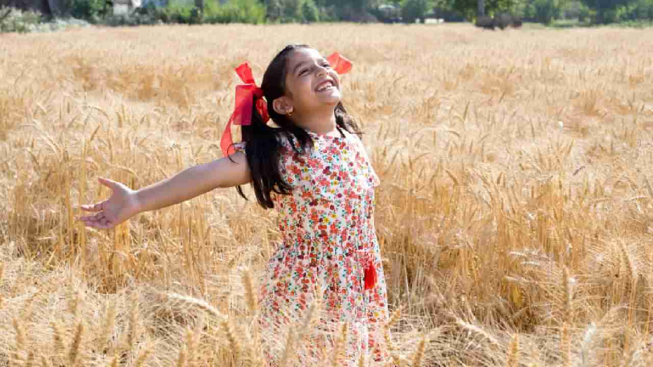 International Day of the Girl Child 2025: ಮನೆ, ಮನ ಬೆಳಗುವ ಹೆಣ್ಣು ಸಮಾಜದ ಕಣ್ಣು; ಹೆಣ್ಣು ಮಕ್ಕಳ ಬಗ್ಗೆ ತಾತ್ಸಾರ ಸಲ್ಲದು