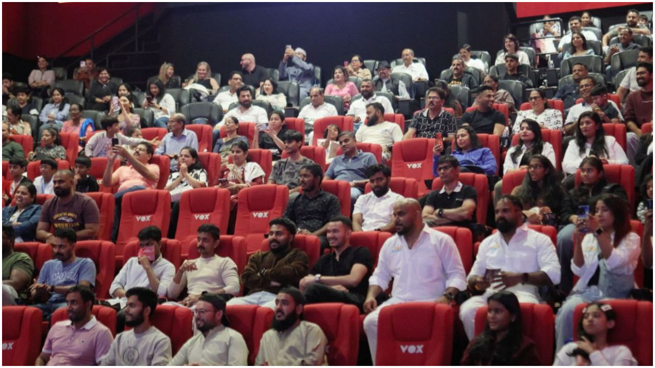 ಆ ಬಳಿಕ ಗೋವಾದಲ್ಲಿ ಅಕ್ಟೋಬರ್ 26ರಂದು ‘ಜೈ’ ಸಿನಿಮಾದ ಇಂಡಿಯನ್ ಪ್ರೇಮಿಯರ್ ನಡೆಯಿತು. ವೀಕ್ಷಕರಿಂದ ‘ಜೈ’ ಸಿನಿಮಾಗೆ ಪ್ರಶಂಸೆ ಸಿಕ್ಕಿದೆ. ಇದು ಚಿತ್ರತಂಡದ ಖುಷಿಗೆ ಕಾರಣ ಆಗಿದೆ.