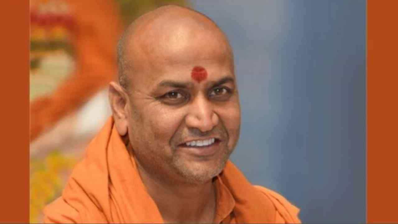ವಿಜಯಪುರ ಬೆನ್ನಲ್ಲೇ ಬಾಗಲಕೋಟೆ ಜಿಲ್ಲೆ ಪ್ರವೇಶಕ್ಕೂ ಕನ್ಹೇರಿ ಶ್ರೀಗೆ ನಿರ್ಬಂಧ: ಮಠ ತೊರೆಯುವಂತೆ ನೋಟಿಸ್
