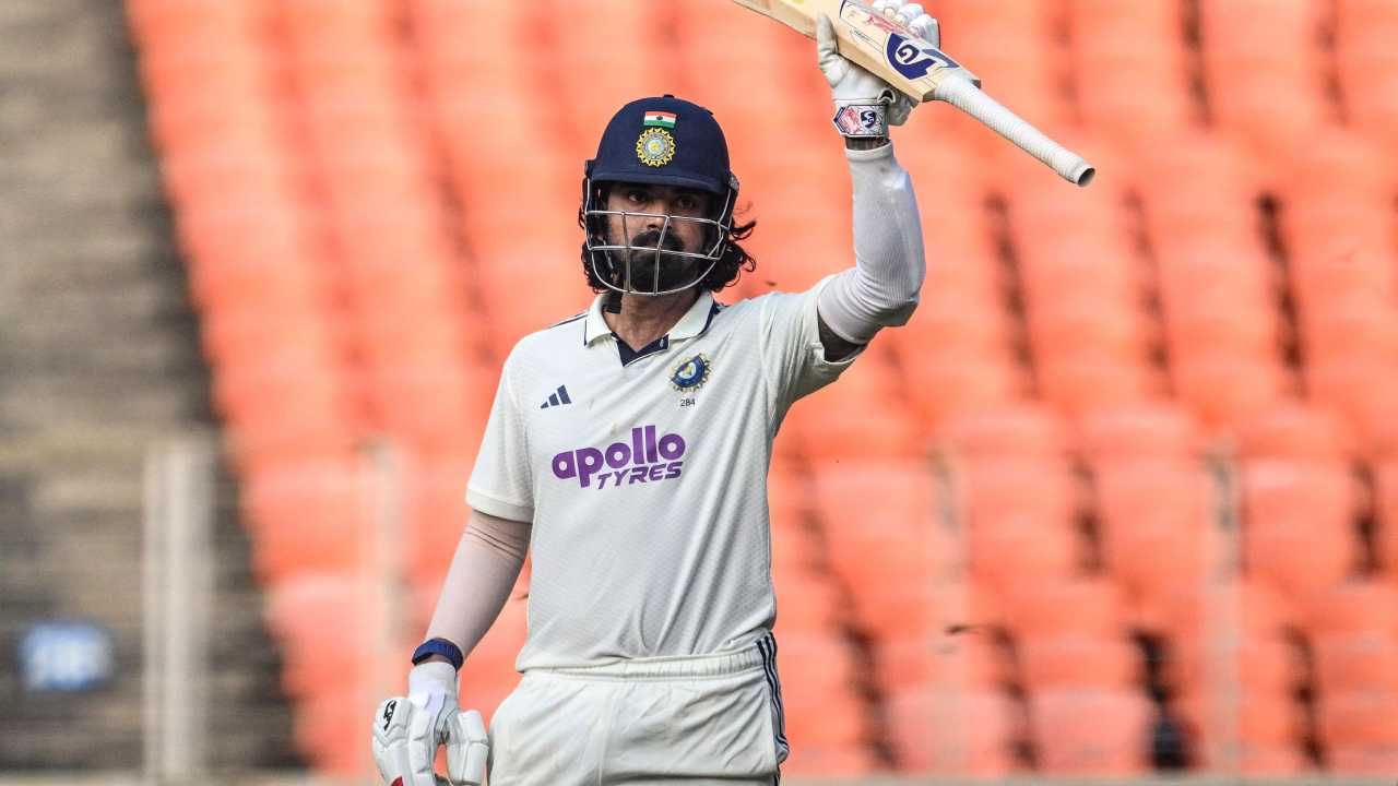 IND vs WI 1st Test: ಟೆಸ್ಟ್ ಕ್ರಿಕೆಟ್ನಲ್ಲಿ 11ನೇ ಶತಕ ಸಿಡಿಸಿದ ಕೆಎಲ್ ರಾಹುಲ್: ಟೀಮ್ ಇಂಡಿಯಾ ಉತ್ತಮ ಮುನ್ನಡೆ IND vs WI 1st Test: ಟೆಸ್ಟ್ ಕ್ರಿಕೆಟ್ನಲ್ಲಿ 11ನೇ ಶತಕ ಸಿಡಿಸಿದ ಕೆಎಲ್ ರಾಹುಲ್: ಟೀಮ್ ಇಂಡಿಯಾ ಉತ್ತಮ ಮುನ್ನಡೆ