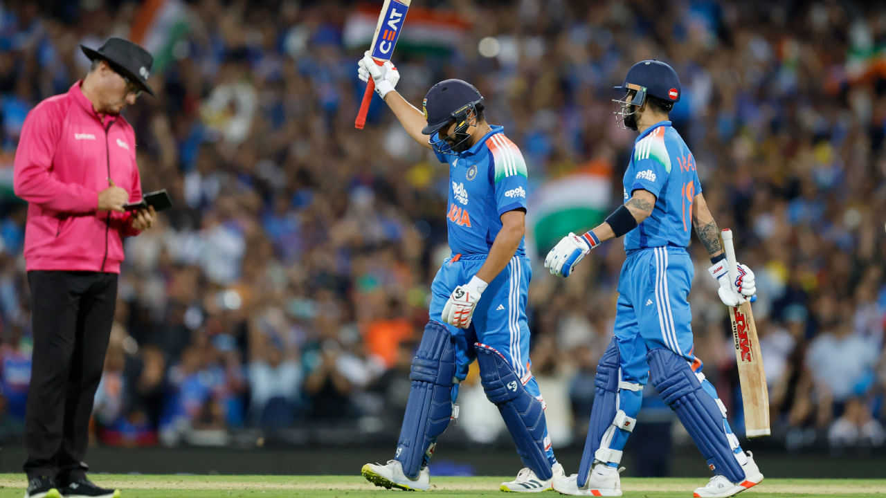 ಏಕದಿನ ಕ್ರಿಕೆಟ್‌ನಲ್ಲಿ ಅತಿ ಹೆಚ್ಚು ಶತಕಗಳ ಪಾಲುದಾರಿಕೆ ಹೊಂದಿರುವವರ ಪಟ್ಟಿಯಲ್ಲಿ ರೋಹಿತ್ ಶರ್ಮಾ ಮತ್ತು ವಿರಾಟ್ ಕೊಹ್ಲಿ ಮೂರನೇ ಸ್ಥಾನ ತಲುಪಿದ್ದಾರೆ. ರೋಹಿತ್ ಮತ್ತು ವಿರಾಟ್ 101 ಪಂದ್ಯಗಳಲ್ಲಿ 19 ಶತಕಗಳ ಜೊತೆಯಾಟ ನಡೆಸಿದ್ದಾರೆ. ಸಚಿನ್ ತೆಂಡೂಲ್ಕರ್ ಮತ್ತು ಸೌರವ್ ಗಂಗೂಲಿ 176 ಏಕದಿನ ಪಂದ್ಯಗಳಲ್ಲಿ 26 ಶತಕ ಪಾಲುದಾರಿಕೆಗಳೊಂದಿಗೆ ಈ ಪಟ್ಟಿಯಲ್ಲಿ ಅಗ್ರಸ್ಥಾನದಲ್ಲಿದ್ದಾರೆ.