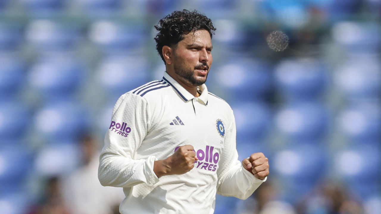 ಇದು ಅವರ ಟೆಸ್ಟ್ ವೃತ್ತಿಜೀವನದಲ್ಲಿ ಐದನೇ ಬಾರಿಗೆ ಐದು ವಿಕೆಟ್ಗಳನ್ನು ಪಡೆದ ಸಾಧನೆಯಾಗಿದೆ. ಗಮನಾರ್ಹವಾಗಿ, ಅವರ ಟೆಸ್ಟ್ ವೃತ್ತಿಜೀವನದ ಮೊದಲ ಐದು ವಿಕೆಟ್ಗಳನ್ನು 2018 ರಲ್ಲಿ ಇದೇ ವೆಸ್ಟ್ ಇಂಡೀಸ್ ವಿರುದ್ಧವೇ ಪಡೆದಿದ್ದರು. ಅಂದರೆ ಏಳು ವರ್ಷಗಳ ನಂತರ ವೆಸ್ಟ್ ಇಂಡೀಸ್ ವಿರುದ್ಧ ಐದು ವಿಕೆಟ್ಗಳನ್ನು ಪಡೆದ ಸಾಧನೆಯನ್ನು ಕುಲ್ದೀಪ್ ಪುನರಾವರ್ತಿಸಿದ್ದಾರೆ.