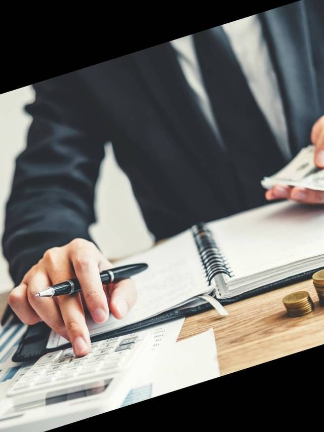 ಹಣವಂತರಾಗಲು ಏರಬೇಕಾದ 7 ಮೆಟ್ಟಿಲುಗಳು