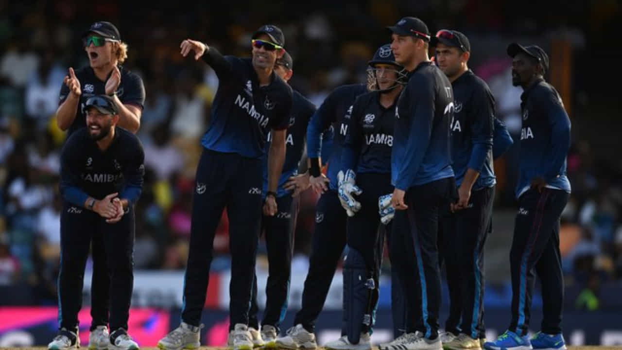 T20 World Cup 2026: 16ನೇ ತಂಡವಾಗಿ ಟಿ20 ವಿಶ್ವಕಪ್ಗೆ ಅರ್ಹತೆ ಪಡೆದ ನಮೀಬಿಯಾ T20 World Cup 2026: 16ನೇ ತಂಡವಾಗಿ ಟಿ20 ವಿಶ್ವಕಪ್ಗೆ ಅರ್ಹತೆ ಪಡೆದ ನಮೀಬಿಯಾ
