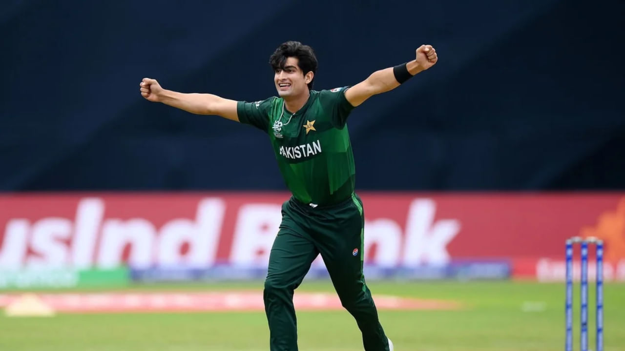 ಬಾಬರ್ ಜೊತೆಗೆ, ವೇಗಿ ನಸೀಮ್ ಶಾ ಕೂಡ ಸುಮಾರು 11 ತಿಂಗಳ ನಂತರ ಟಿ20 ತಂಡಕ್ಕೆ ಮರಳಿದ್ದಾರೆ. ನಸೀಮ್ ಕೊನೆಯ ಬಾರಿಗೆ ನವೆಂಬರ್ 16, 2024 ರಂದು ಸಿಡ್ನಿಯಲ್ಲಿ ಆಸ್ಟ್ರೇಲಿಯಾ ವಿರುದ್ಧ ತಮ್ಮ ಕೊನೆಯ ಟಿ20 ಪಂದ್ಯವನ್ನು ಆಡಿದ್ದರು.