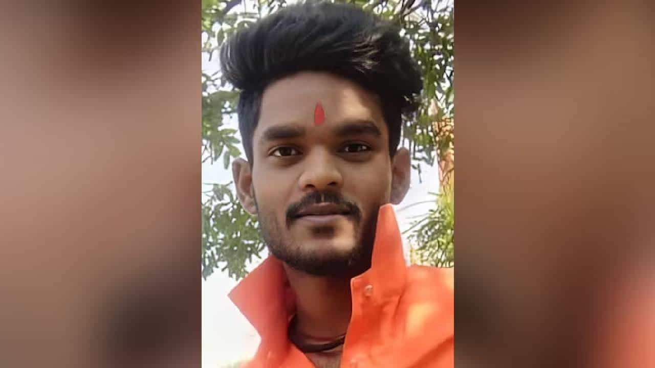 ಮದುವೆ ಮನೆಯಲ್ಲಿ ಹಿಂಸಾಚಾರ, ಗರ್ಭಿಣಿ ಪತ್ನಿ ಎದುರೇ ವಧುವಿನ ಸೋದರಸಂಬಂಧಿ ಹತ್ಯೆ ಮದುವೆ ಮನೆಯಲ್ಲಿ ಹಿಂಸಾಚಾರ, ಗರ್ಭಿಣಿ ಪತ್ನಿ ಎದುರೇ ವಧುವಿನ ಸೋದರಸಂಬಂಧಿ ಹತ್ಯೆ