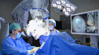 Virl: ರೈಲಿನಲ್ಲಿ ಮಹಿಳೆಗೆ ಹೆರಿಗೆ ಮಾಡಿಸಿದ ಯುವಕ, ನೀವು ದೇವರ ರೂಪ