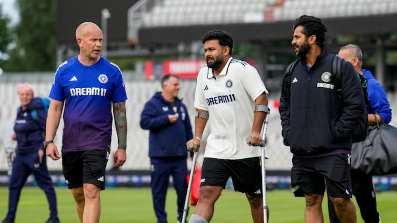 ಈ ಪಾದದ ಗಾಯದಿಂದ ಪಂತ್ ಇನ್ನೂ ಚೇತರಿಸಿಕೊಂಡಿಲ್ಲ. ಪರಿಣಾಮವಾಗಿ, ಅವರು ಏಷ್ಯಾಕಪ್​ನಲ್ಲೂ ಆಡಲು ಸಾಧ್ಯವಾಗಲಿಲ್ಲ. ಇದರ ಜೊತೆಗೆ ಪ್ರಸ್ತುತ ನಡೆಯುತ್ತಿರುವ ವೆಸ್ಟ್ ಇಂಡೀಸ್ ವಿರುದ್ಧದ ಟೆಸ್ಟ್ ಸರಣಿಗೂ ಪಂತ್ ಆಯ್ಕೆಯಾಗಲಿಲ್ಲ. ಹಾಗೆಯೇ ಆಸ್ಟ್ರೇಲಿಯಾ ಪ್ರವಾಸದಲ್ಲಿ ನಡೆಯಲಿರುವ ಏಕದಿನ ಹಾಗೂ ಟಿ20 ಸರಣಿಯಲ್ಲೂ ಪಂತ್ ಕಾಣಿಸಿಕೊಂಡಿಲ್ಲ. 