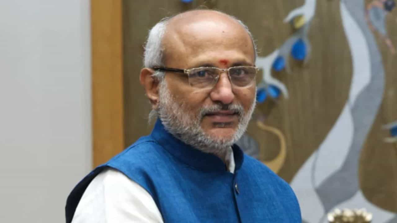 ಉಪ ರಾಷ್ಟ್ರಪತಿ ರಾಧಾಕೃಷ್ಣನ್ ಚೆನ್ನೈ ನಿವಾಸಕ್ಕೆ ಹುಸಿ ಬಾಂಬ್ ಬೆದರಿಕೆ ಉಪ ರಾಷ್ಟ್ರಪತಿ ರಾಧಾಕೃಷ್ಣನ್ ಚೆನ್ನೈ ನಿವಾಸಕ್ಕೆ ಹುಸಿ ಬಾಂಬ್ ಬೆದರಿಕೆ