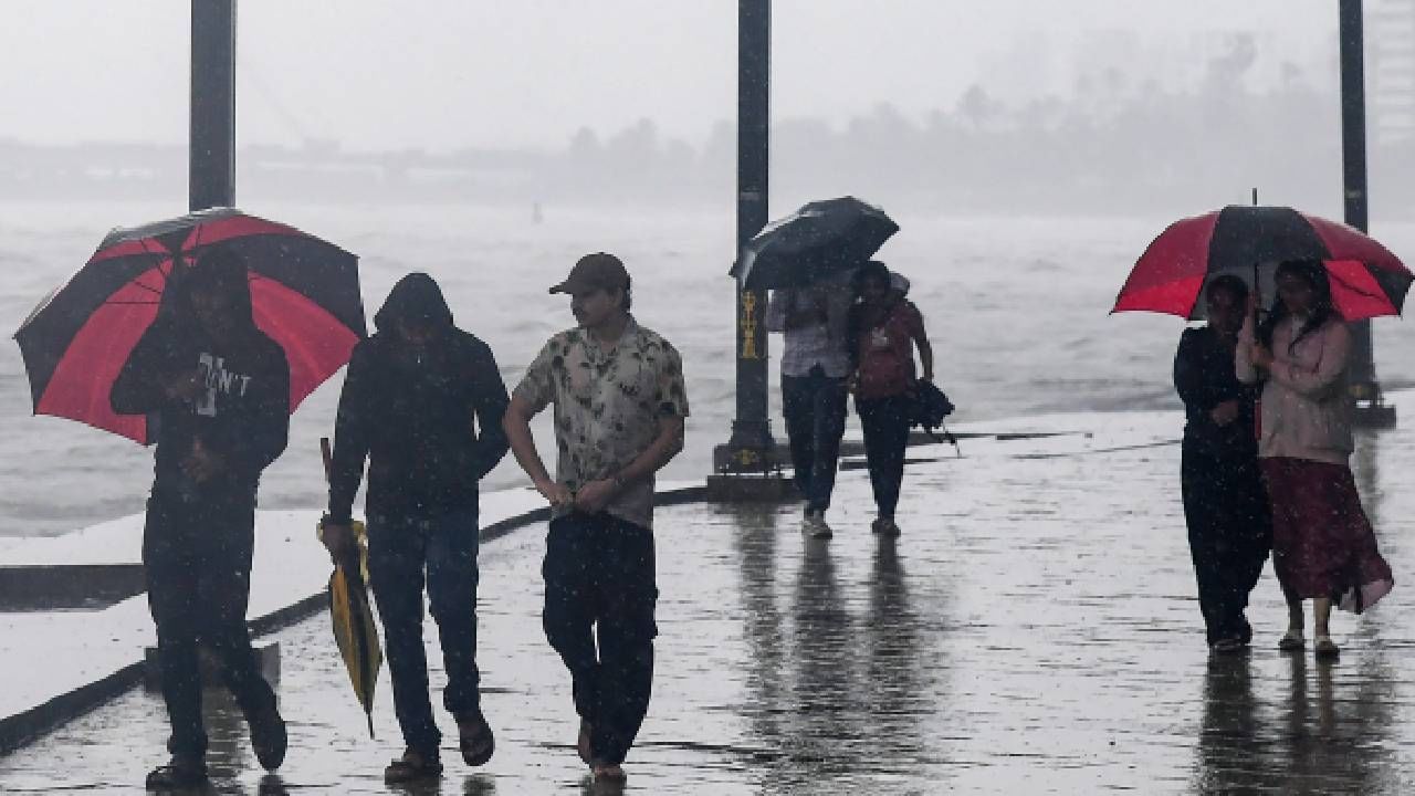 Karnataka Weather: ಬೆಂಗಳೂರು ಸೇರಿ ಕರ್ನಾಟಕದ 25ಕ್ಕೂ ಅಧಿಕ ಜಿಲ್ಲೆಗಳಲ್ಲಿ ಅ.11ರವರೆಗೂ ಮಳೆ Karnataka Weather: ಬೆಂಗಳೂರು ಸೇರಿ ಕರ್ನಾಟಕದ 25ಕ್ಕೂ ಅಧಿಕ ಜಿಲ್ಲೆಗಳಲ್ಲಿ ಅ.11ರವರೆಗೂ ಮಳೆ