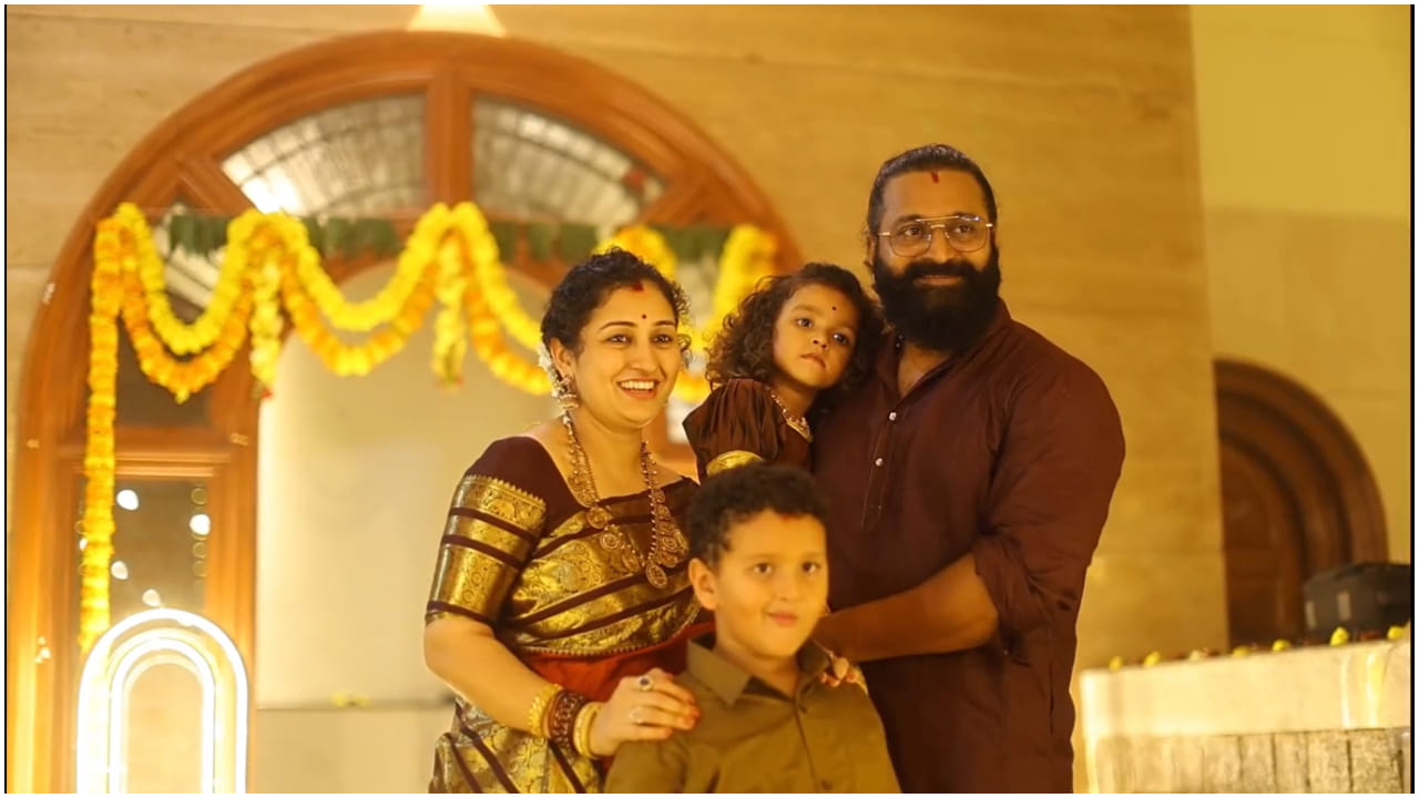Rishab Shetty Family (10)