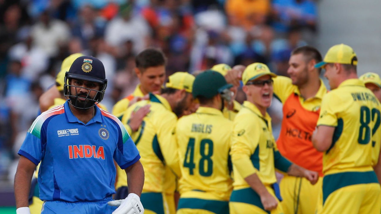 ಒಂದು ವೇಳೆ ರೋಹಿತ್ ಶರ್ಮಾ ಆಸ್ಟ್ರೇಲಿಯಾ ವಿರುದ್ಧದ ಸರಣಿಯಲ್ಲಿ ವಿಫಲರಾದರೆ, ನವೆಂಬರ್-ಡಿಸೆಂಬರ್ನಲ್ಲಿ ನಡೆಯಲಿರುವ ಸೌತ್ ಆಫ್ರಿಕಾ ವಿರುದ್ಧದ ಸರಣಿಯಲ್ಲಿ ಮತ್ತೊಂದು ಚಾನ್ಸ್ ನೀಡಲಾಗುತ್ತದೆ. ಈ ಸರಣಿಯಲ್ಲೂ ನಿರೀಕ್ಷಿತ ಪ್ರದರ್ಶನ ನೀಡದಿದ್ದರೆ 2026ರ ಸರಣಿಗಳಿಗೆ ಅವರನ್ನು ಆಯ್ಕೆ ಮಾಡುವುದು ಡೌಟ್. ಹೀಗಾಗಿಯೇ ಈ ವರ್ಷ ನಡೆಯಲಿರುವ 6 ಏಕದಿನ ಪಂದ್ಯಗಳು ರೋಹಿತ್ ಶರ್ಮಾ ಅವರ ಭವಿಷ್ಯ ನಿರ್ಧರಿಸಲಿದೆ ಎನ್ನಬಹುದು.