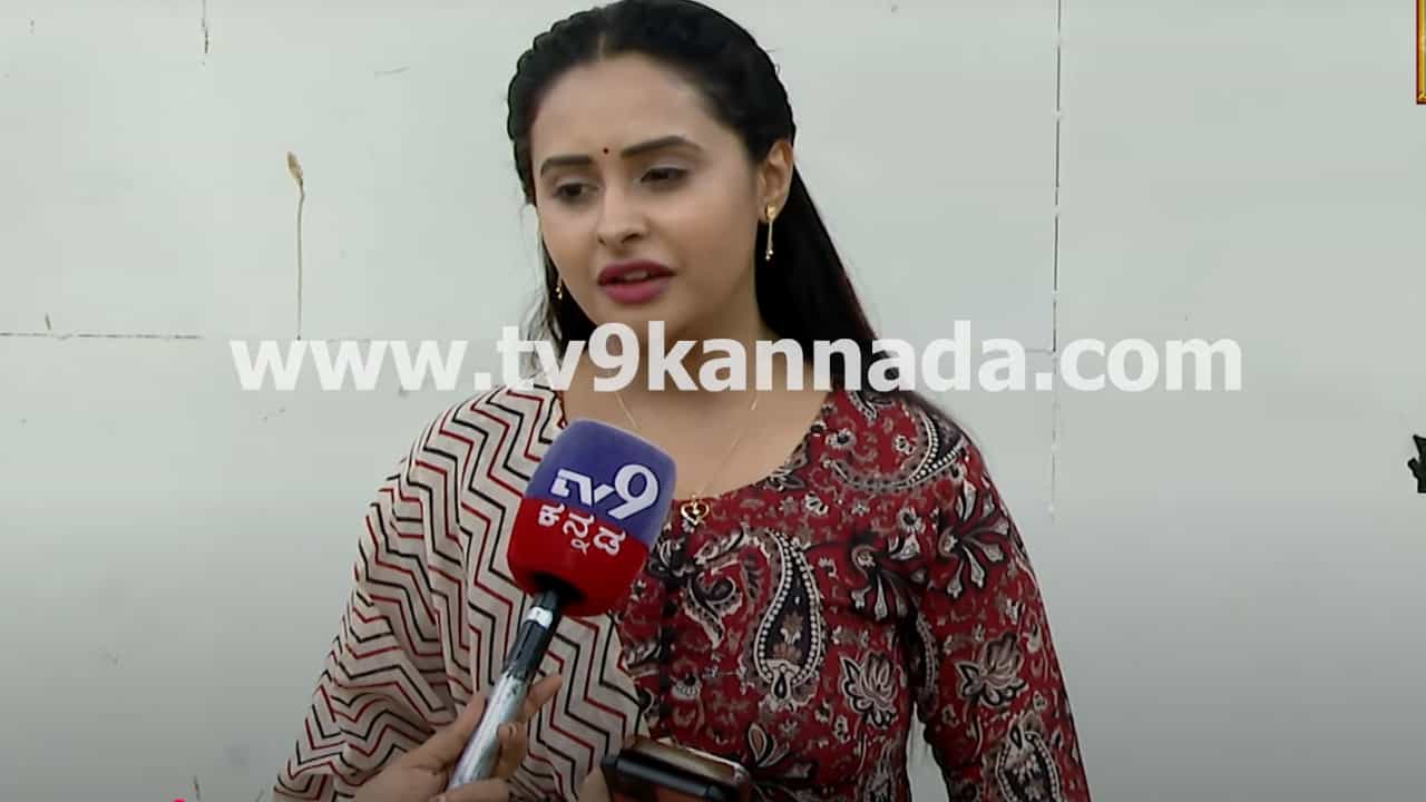 ‘ಪುಟ್ಟಕ್ಕನ ಮಕ್ಕಳು’ ಧಾರಾವಾಹಿ ಬಿಡಲು ನಿಜವಾದ ಕಾರಣ ಹೇಳಿದ ಸಂಜನಾ ಬುರ್ಲಿ ‘ಪುಟ್ಟಕ್ಕನ ಮಕ್ಕಳು’ ಧಾರಾವಾಹಿ ಬಿಡಲು ನಿಜವಾದ ಕಾರಣ ಹೇಳಿದ ಸಂಜನಾ ಬುರ್ಲಿ