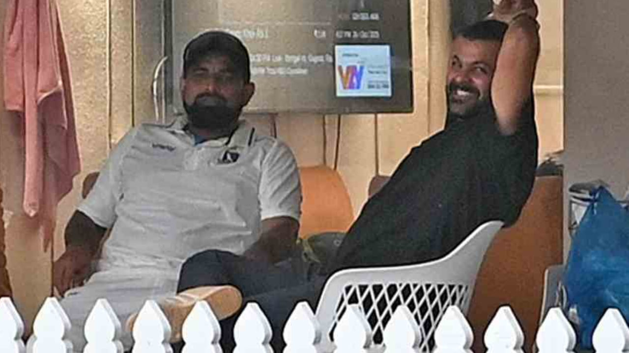 ಸ್ಪೋರ್ಟ್ಸ್‌ಕೀಡಾದ ವರದಿಯ ಪ್ರಕಾರ, ರಣಜಿ ಪಂದ್ಯದ ಎರಡನೇ ದಿನದ ಆಟದ ನಂತರ ಆರ್‌ಪಿ ಸಿಂಗ್ ವಿಶೇಷವಾಗಿ ಶಮಿ ಅವರನ್ನು ಭೇಟಿ ಮಾಡಿದ್ದು, ಬಹಳ ಸಮಯ ಚರ್ಚೆ ನಡೆಸಿದ್ದಾರೆ. ಆದರೆ ಇವರಿಬ್ಬರ ಭೇಟಿಯಲ್ಲಿ ಯಾವುದರ ಬಗ್ಗೆ ಚರ್ಚಿಸಿದ್ದಾರೆ ಎಂಬುದು ಸ್ಪಷ್ಟವಾಗಿಲ್ಲ. ಆದಾಗ್ಯೂ ಮಾಧ್ಯಮಗಳ ಮುಂದೆ ಬಿಸಿಸಿಐ ವಿರುದ್ಧ ಬಹಿರಂಗ ಹೇಳಿಕೆ ನೀಡಿದರ ಬಗ್ಗೆ ಚರ್ಚಿಸಿರಬಹುದು ಎನ್ನಲಾಗುತ್ತಿದೆ.