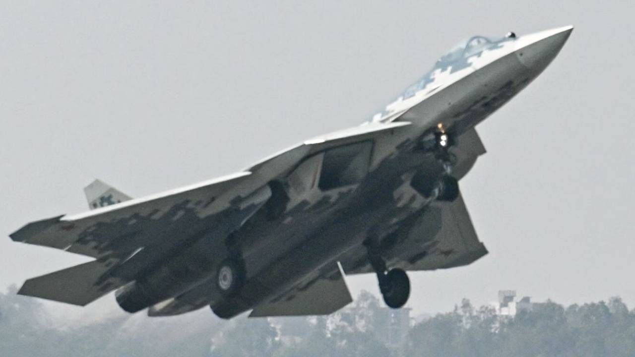 ಶಕ್ತಿಶಾಲಿ ಏರ್ ಫೋರ್ಸ್; ಚೀನಾವನ್ನು ಹಿಂದಿಕ್ಕಿದ ಭಾರತ ವಿಶ್ವದ ನಂ. 3