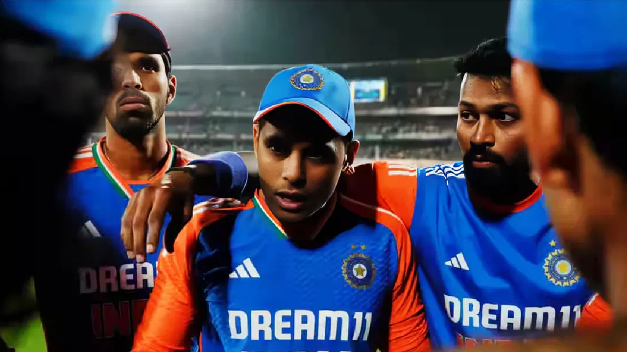 ಭಾರತ ಟಿ20 ತಂಡ: ಸೂರ್ಯಕುಮಾರ್ ಯಾದವ್ (ನಾಯಕ), ಅಭಿಷೇಕ್ ಶರ್ಮಾ, ಶುಭಮನ್ ಗಿಲ್ (ಉಪನಾಯಕ), ತಿಲಕ್ ವರ್ಮಾ, ನಿತೀಶ್ ಕುಮಾರ್ ರೆಡ್ಡಿ, ಶಿವಂ ದುಬೆ, ಅಕ್ಷರ್ ಪಟೇಲ್, ಜಿತೇಶ್ ಶರ್ಮಾ (ವಿಕೆಟ್ ಕೀಪರ್), ವರುಣ್ ಚಕ್ರವರ್ತಿ, ಜಸ್​ಪ್ರೀತ್ ಬುಮ್ರಾ, ಅರ್ಷದೀಪ್ ಸಿಂಗ್, ಕುಲದೀಪ್ ಯಾದವ್, ವಾಷಿಂಗ್ಟನ್ ಸುಂದರ್, ರಿಂಕು ಸಿಂಗ್, ಸಂಜು ಸ್ಯಾಮ್ಸನ್ (ವಿಕೆಟ್ ಕೀಪರ್), ಹರ್ಷಿತ್ ರಾಣಾ.