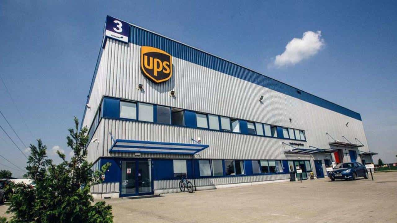 UPS Layoffs: ಬರೋಬ್ಬರಿ 48,000 ಮಂದಿಯನ್ನು ಕೆಲಸದಿಂದ ತೆಗೆದುಹಾಕಿದ ಯುಪಿಎಸ್ UPS Layoffs: ಬರೋಬ್ಬರಿ 48,000 ಮಂದಿಯನ್ನು ಕೆಲಸದಿಂದ ತೆಗೆದುಹಾಕಿದ ಯುಪಿಎಸ್