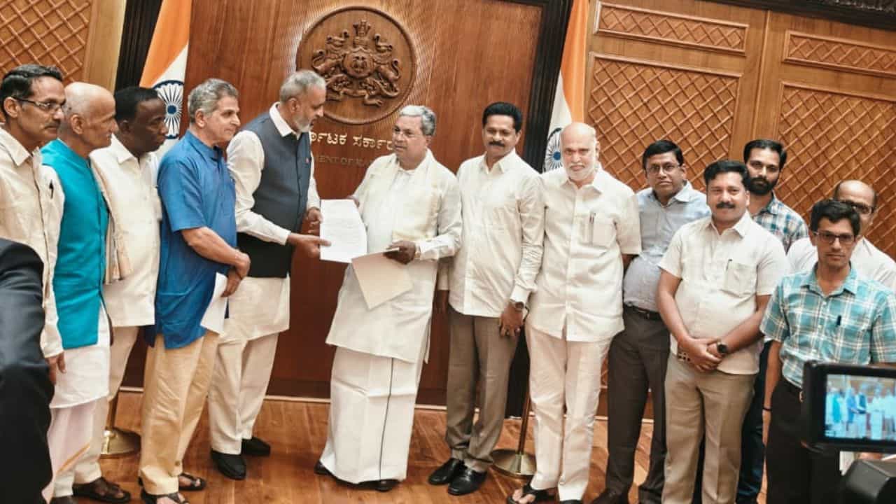 ಉತ್ತರ ಕನ್ನಡದ ನದಿ ತಿರುವು ಯೋಜನೆಗಳನ್ನ ಕೈಬಿಡಿ: ಸಿಎಂ ಸಿದ್ದರಾಮಯ್ಯಗೆ ಮನವಿ