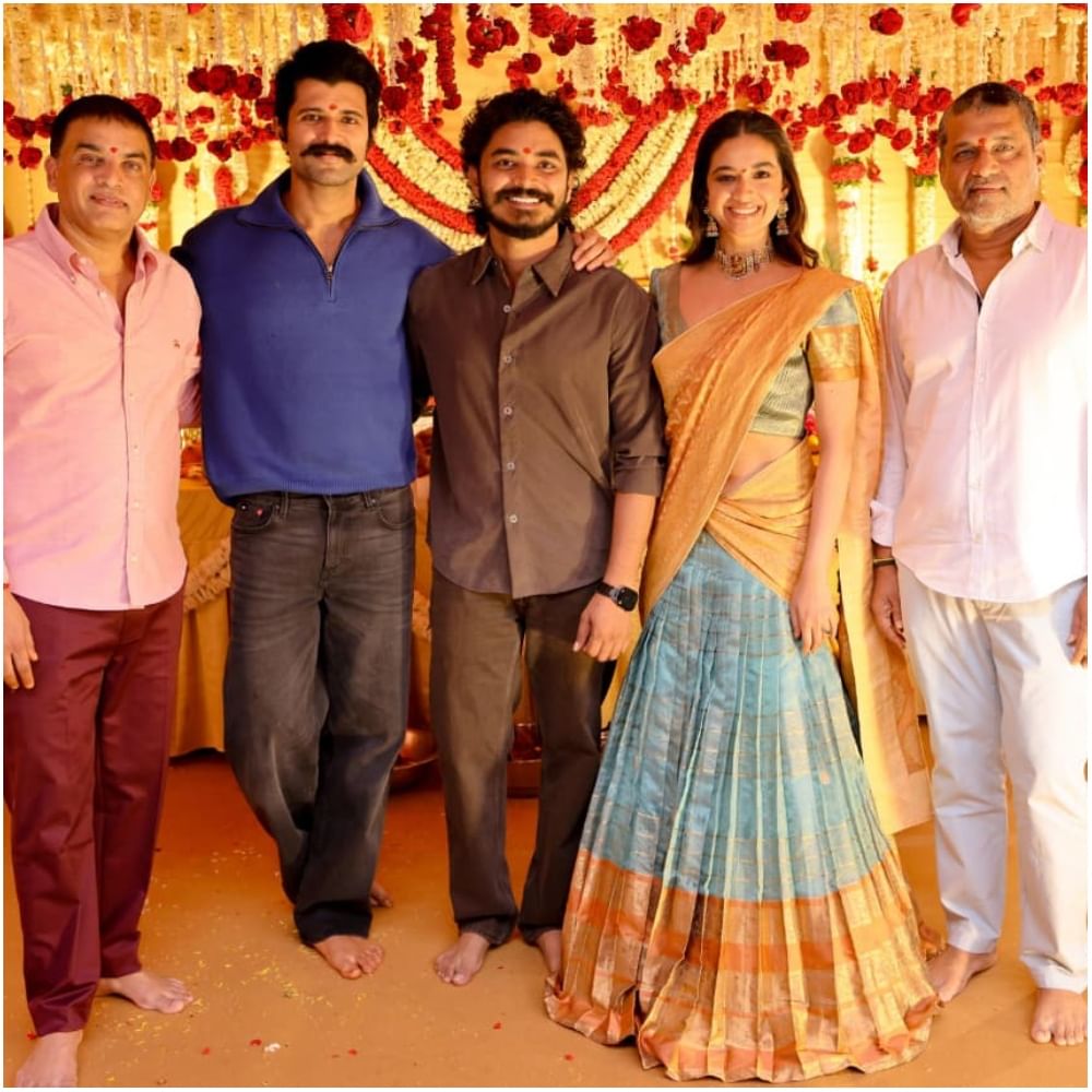 ವೆಂಕಟೇಶ್ವರ ಕ್ರಿಯೇಷನ್ಸ್ ಬ್ಯಾನರ್ ಅಡಿಯಲ್ಲಿ ನಿರ್ಮಾಪಕ ದಿಲ್ ರಾಜು ಮತ್ತು ಶಿರೀಶ್ ಈ ಸಿನಿಮಾನ ನಿರ್ಮಾಣ ಮಾಡುತ್ತಿದ್ದಾರೆ. ಈ ಚಿತ್ರಕ್ಕೆ ತಾತ್ಕಾಲಿಕವಾಗಿ SVC 59 ಎಂದು ಶೀರ್ಷಿಕೆ ಇಡಲಾಗಿದೆ. ಈ ಸಿನಿಮಾದಿಂದ ವಿಜಯ್​ಗೆ ಗೆಲುವು ಸಿಗುತ್ತದೆಯೇ ಎನ್ನುವ ಕುತೂಹಲ ಮೂಡಿದೆ.