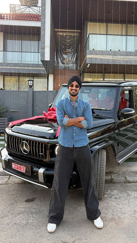 3 ಕೋಟಿ ಬೆಲೆಯ ಮರ್ಸಿಡಿಸ್ ಕಾರು ಖರೀದಿಸಿದ ಅರ್ಷದೀಪ್ ಸಿಂಗ್