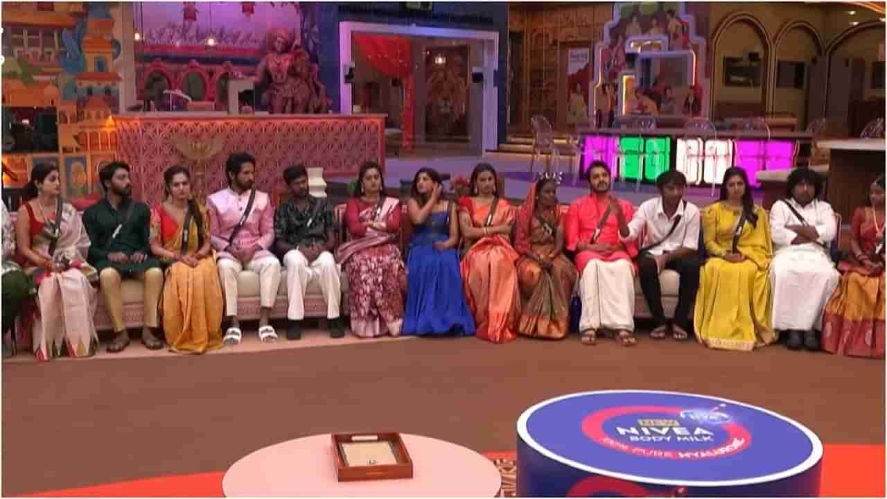 ‘ನೀವು ಜೋಕರ್ಸ್ ರೀತಿ ಕಾಣಿಸ್ತಾ ಇದೀರಾ, ನಿಮ್ಮಷ್ಟು ಮುಟ್ಠಾಳರು ಯಾರೂ ಇಲ್ಲ’; ಸುದೀಪ್