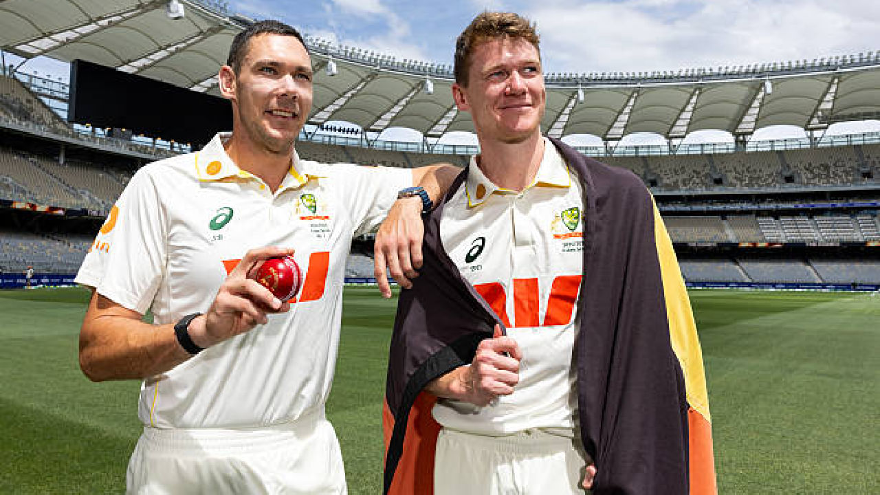 ಇದರೊಂದಿಗೆ ಆಸ್ಟ್ರೇಲಿಯಾ ಪರ ಟೆಸ್ಟ್ನಲ್ಲಿ ಜೊತೆಯಾಗಿ ಕಣಕ್ಕಿಳಿದ ಮೊದಲ ಮೂಲ ನಿವಾಸಿ ಜೋಡಿ ಎಂಬ ಹೆಗ್ಗಳಿಕೆ ಸ್ಕಾಟ್ ಬೋಲ್ಯಾಂಡ್ ಹಾಗೂ ಬ್ರೆಂಡನ್ ಡಾಗೆಟ್ ಪಾಲಾಗಲಿದೆ. ಪರ್ತ್ನಲ್ಲಿ ನಡೆಯಲಿರುವ ಇಂಗ್ಲೆಂಡ್ ವಿರುದ್ಧದ ಮೊದಲ ಟೆಸ್ಟ್ ಪಂದ್ಯದಲ್ಲಿ ಕಣಕ್ಕಿಳಿಯುವ ಮೂಲಕ ಇಬ್ಬರು ಇಂಡಿಜಿನಸ್ ಆಸ್ಟ್ರೇಲಿಯನ್ನರು ಹೊಸ ಇತಿಹಾಸ ನಿರ್ಮಿಸಲಿದ್ದಾರೆ.