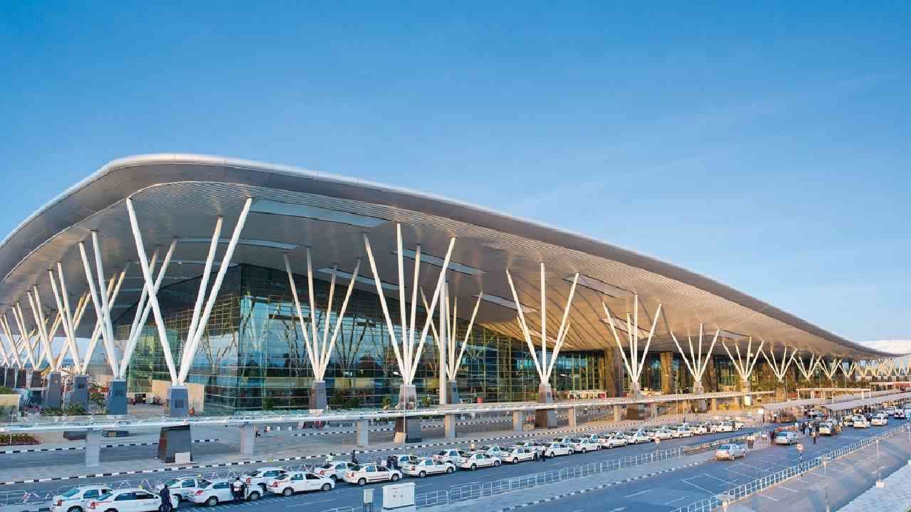 ದೆಹಲಿ ಸ್ಫೋಟ ಪ್ರಕರಣ: ಪ್ರಯಾಣಿಕರಿಗೆ ಬೆಂಗಳೂರು ಏರ್‌ಪೋರ್ಟ್‌ನಿಂದ ವಿಶೇಷ ಸೂಚನೆ