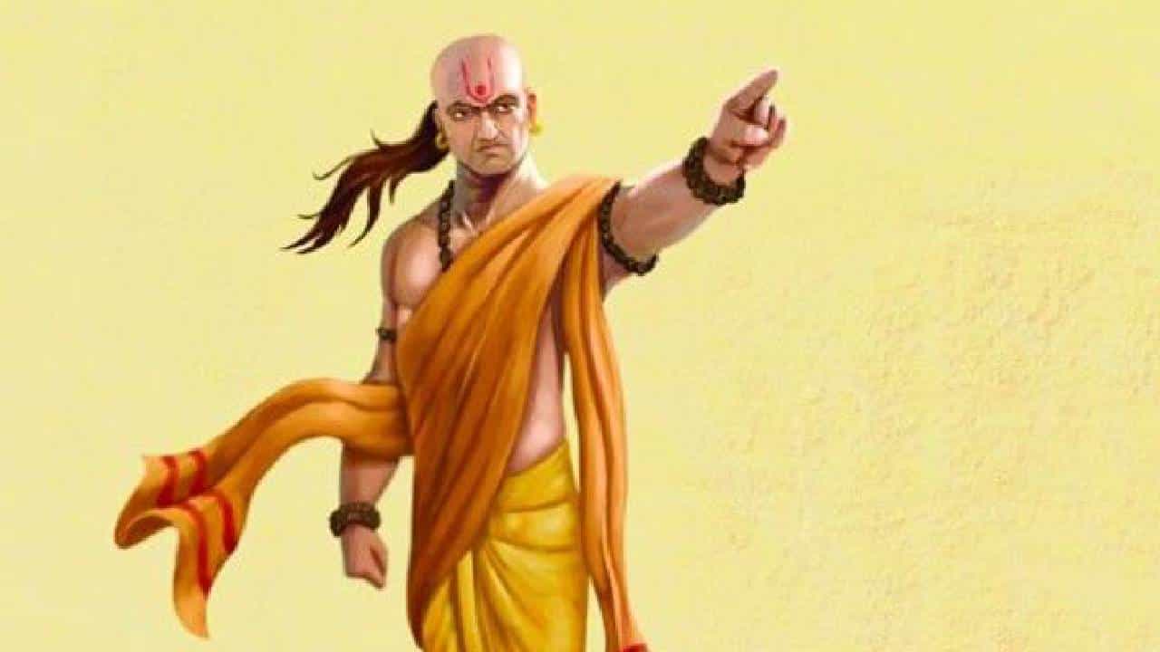 Chanakya Niti: ಇಂತಹ ವ್ಯಕ್ತಿಗಳು ಭೂಮಿಯ ಮೇಲಿನ ನಿಜವಾದ ಅದೃಷ್ಟವಂತರಂತೆ Chanakya Niti: ಇಂತಹ ವ್ಯಕ್ತಿಗಳು ಭೂಮಿಯ ಮೇಲಿನ ನಿಜವಾದ ಅದೃಷ್ಟವಂತರಂತೆ