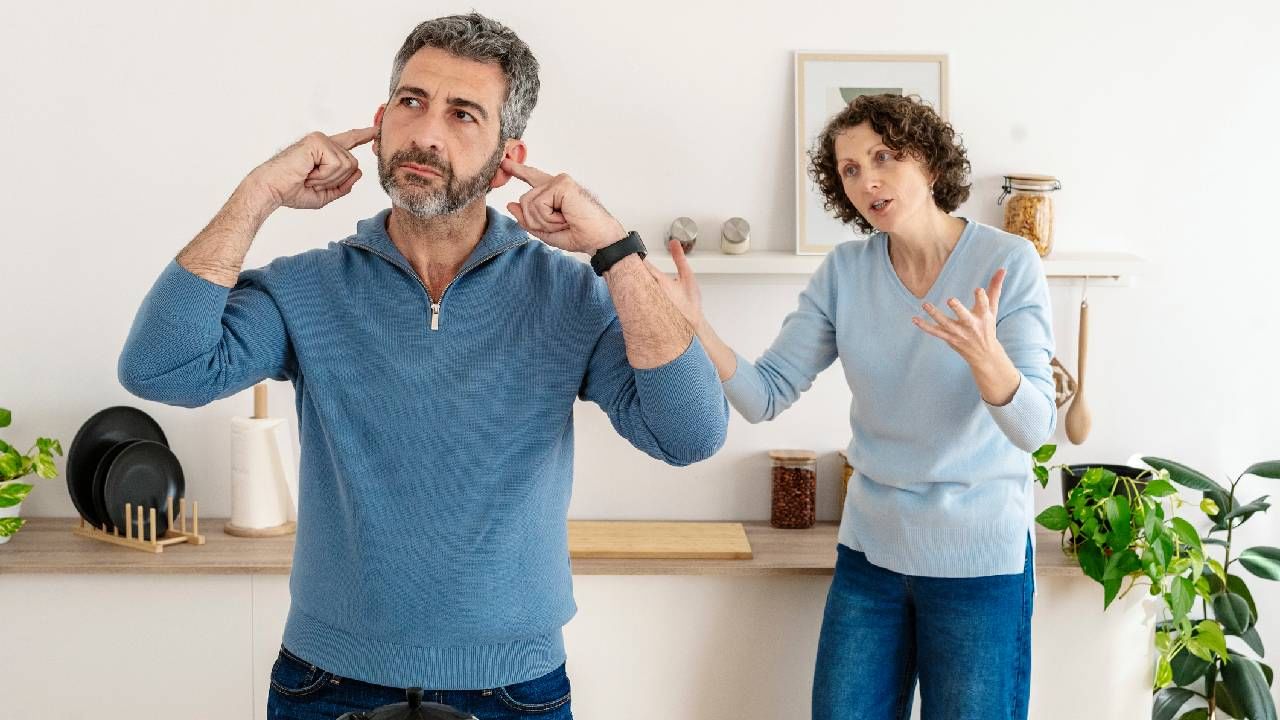 Chanakya Niti: ಹೆಂಡ್ತಿಯಾದವಳು ಗಂಡನ ಮುಂದೆ ಈ ಮಾತುಗಳನ್ನಾಡಬಾರದೆಂದು ಚಾಣಕ್ಯರು ಹೇಳುತ್ತಾರೆ