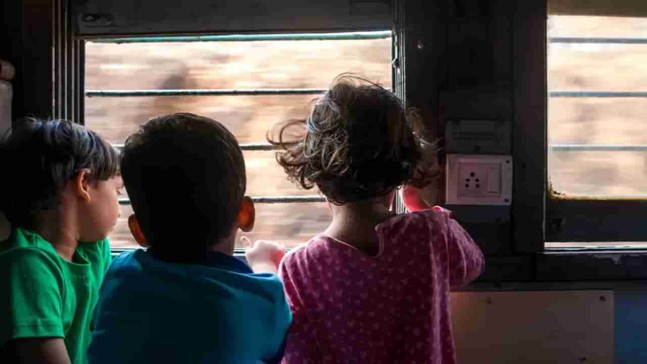 IRCTC Child Ticket Rules: ಟ್ರೈನ್ನಲ್ಲಿ ಮಕ್ಕಳಿಗೆ ಟಿಕೆಟ್; ವಿನಾಯಿತಿ, ವಯಸ್ಸು, ಸೀಟು, ನಿರ್ಬಂಧ ಇತ್ಯಾದಿ ವಿವರ