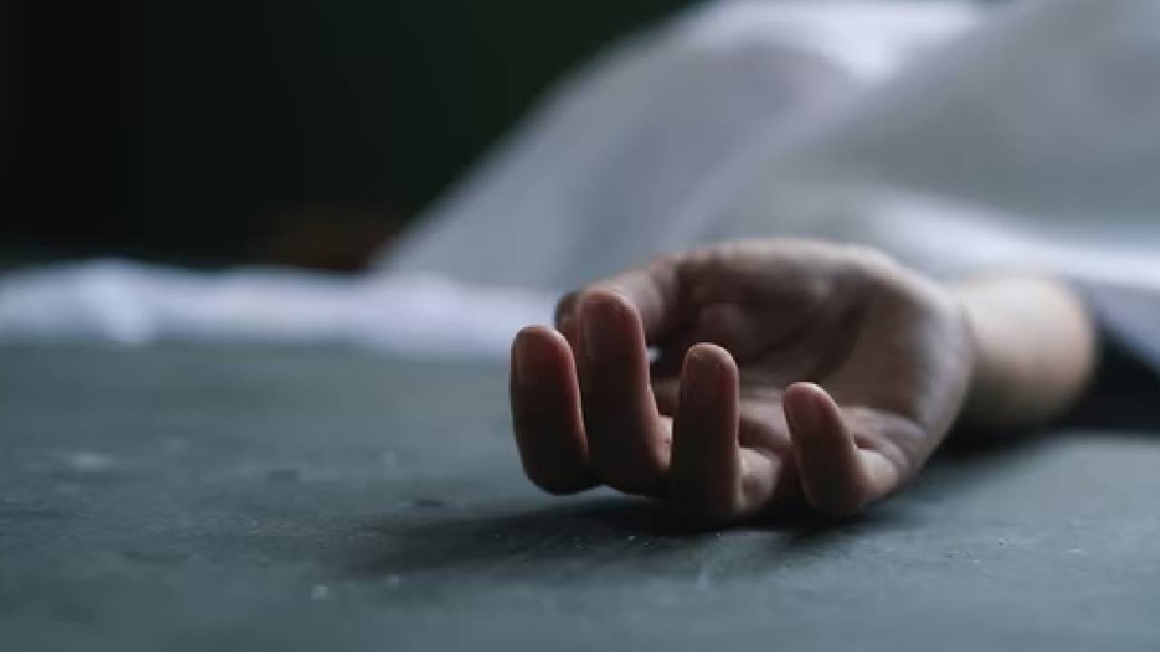 ಆಂಧ್ರದಲ್ಲಿ ತಾಯಿ, ಮಗು ನಿಗೂಢ ಸಾವು, ಕತ್ತು ಸೀಳಿದ ಸ್ಥಿತಿಯಲ್ಲಿ 3 ವರ್ಷದ ಬಾಲಕನ ಶವ ಪತ್ತೆ ಆಂಧ್ರದಲ್ಲಿ ತಾಯಿ, ಮಗು ನಿಗೂಢ ಸಾವು, ಕತ್ತು ಸೀಳಿದ ಸ್ಥಿತಿಯಲ್ಲಿ 3 ವರ್ಷದ ಬಾಲಕನ ಶವ ಪತ್ತೆ