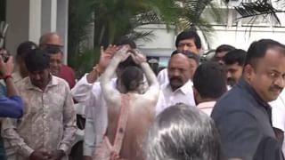 ಮೈಸೂರು: ಡಿಕೆ ಶಿವಕುಮಾರ್ ಸಿಎಂ ಆಗಲೆಂದು ಗಣಪತಿಗೆ 101 ತೆಂಗಿನಕಾಯಿ ಒಡೆದು ಪ್ರಾರ್ಥಿಸಿದ ಅಭಿಮಾನಿಗಳು