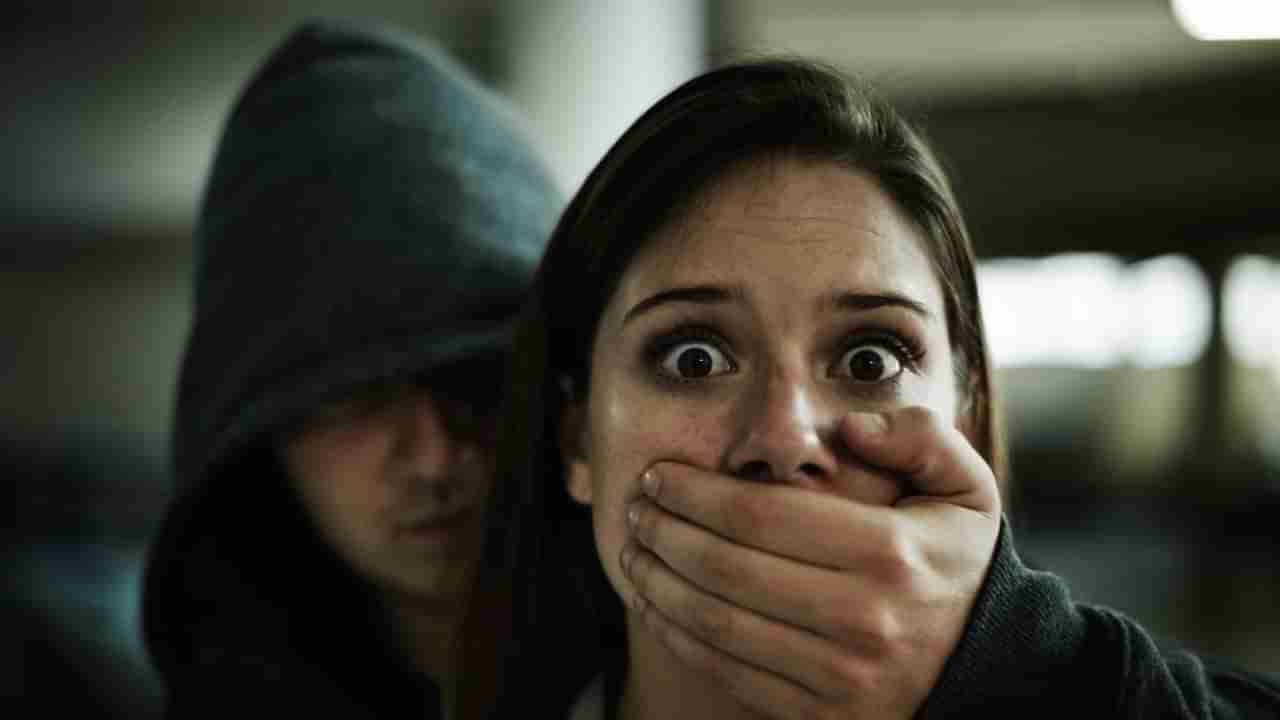 ಸೊಸೆಗೆ ಅರೆಬರೆ ಬಟ್ಟೆ ಹಾಕೊಂಡು ಬಾ ಗಂಡನ ಬದಲು ನಾನು ಬರುತ್ತೇನೆ ಎಂದ ಮಾವ