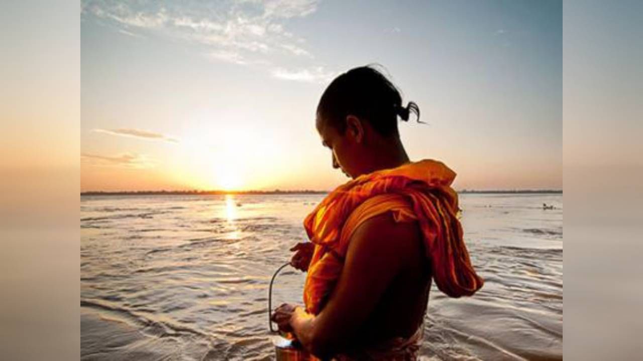 Karthika Purnima: ಕಾರ್ತಿಕ ಪೂರ್ಣಿಮೆಯಂದು ಗಂಗಾ ಸ್ನಾನದ ಮಹತ್ವ ಮತ್ತು ಪೌರಾಣಿಕ ಕಥೆ ಇಲ್ಲಿದೆ