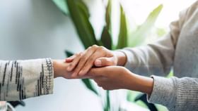 'ದೈವಂ ಮಾನುಷ್ಯ ರೂಪೇಣ' ಎಂದರೇನು? ಇದರ ಅರ್ಥ ಮತ್ತು ಮಹತ್ವ ಇಲ್ಲಿದೆ