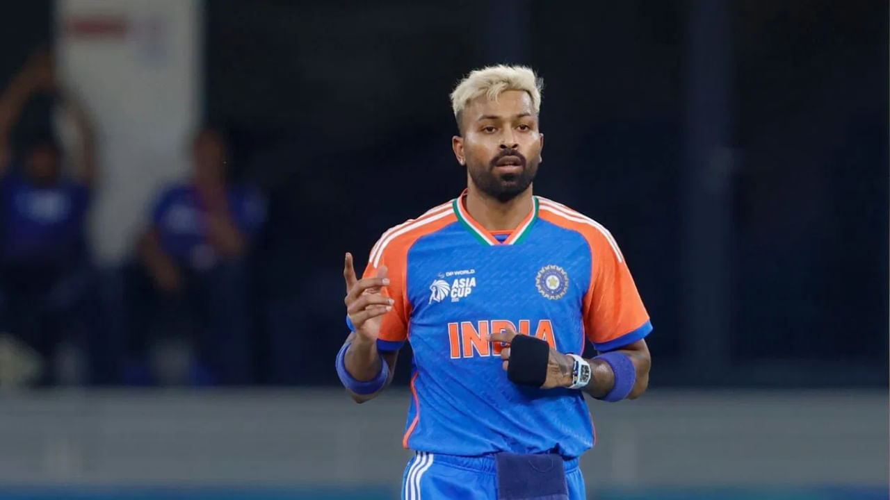 ಮಾಧ್ಯಮ ವರದಿಗಳ ಪ್ರಕಾರ, ಹಾರ್ದಿಕ್ ಪಾಂಡ್ಯ ಫಿಟ್ನೆಸ್ ಪರೀಕ್ಷೆ ಪಾಸಾದ ನಂತರ ದೇಶೀಯ ಕ್ರಿಕೆಟ್ಗೆ ಮರಳುತ್ತಾರೆ. ಆ ನಂತರ ಟೀಂ ಇಂಡಿಯಾವನ್ನು ಸೇರುತ್ತಾರೆ ಎಂದು ವರದಿಯಾಗಿದೆ. ಇದರರ್ಥ ಅವರು ನವೆಂಬರ್ 26 ರಂದು ಪ್ರಾರಂಭವಾಗುವ ಸೈಯದ್ ಮುಷ್ತಾಕ್ ಅಲಿ ಟ್ರೋಫಿಯಲ್ಲಿ ಬರೋಡಾ ತಂಡದ ಪರ ಆಡುವುದನ್ನು ಕಾಣಬಹುದಾಗಿದೆ.