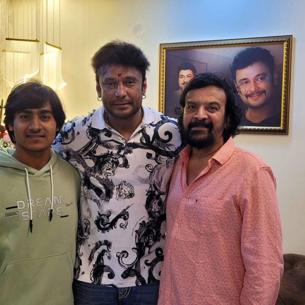 ಆ ಸಂದರ್ಭದಲ್ಲಿ ಹರೀಶ್ ರಾಯ್ ಸೇರಿದಂತೆ ಇನ್ನೂ ಕೆಲವರ ಮೇಲೆ ಕೊಲೆ ಆರೋಪ ದಾಖಲಾಗಿತ್ತು. ಪ್ರಕರಣ ಸೆಷನ್ಸ್ ಕೋರ್ಟ್ನಲ್ಲಿತ್ತು, ಆದರೆ ಹರೀಶ್ ರಾಯ್ ಅಷ್ಟರಲ್ಲೆ ಬೆಂಗಳೂರಿಗೆ ಬಂದು ಸಿನಿಮಾಗಳಲ್ಲಿ ತೊಡಗಿಕೊಂಡರು.